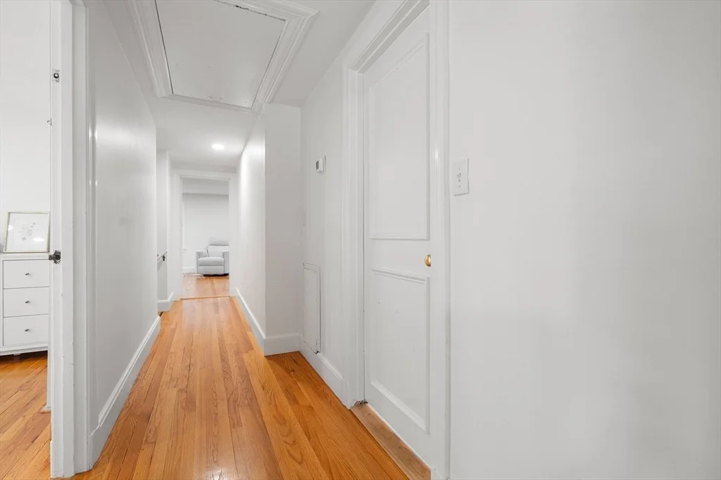 Photo of 14 Fuller Brook Ave