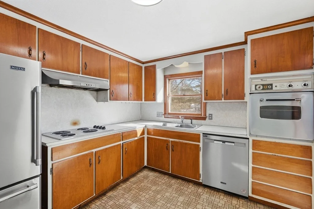 Photo of 132 Pondview Dr