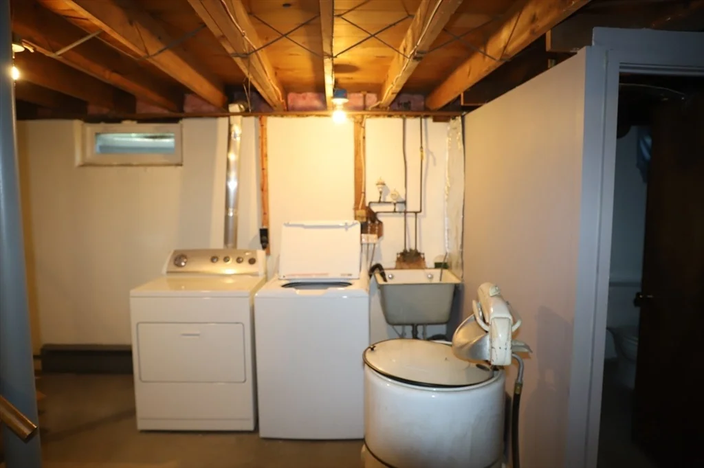 Photo of 25 Peer St.