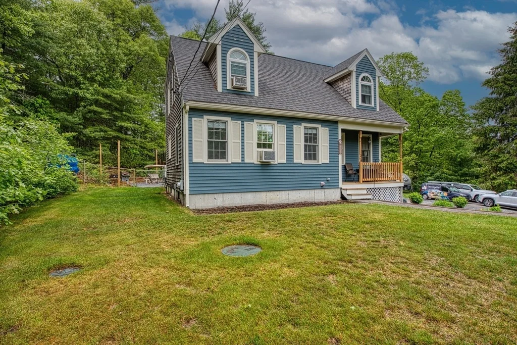 Photo of 236 Thompson Street
