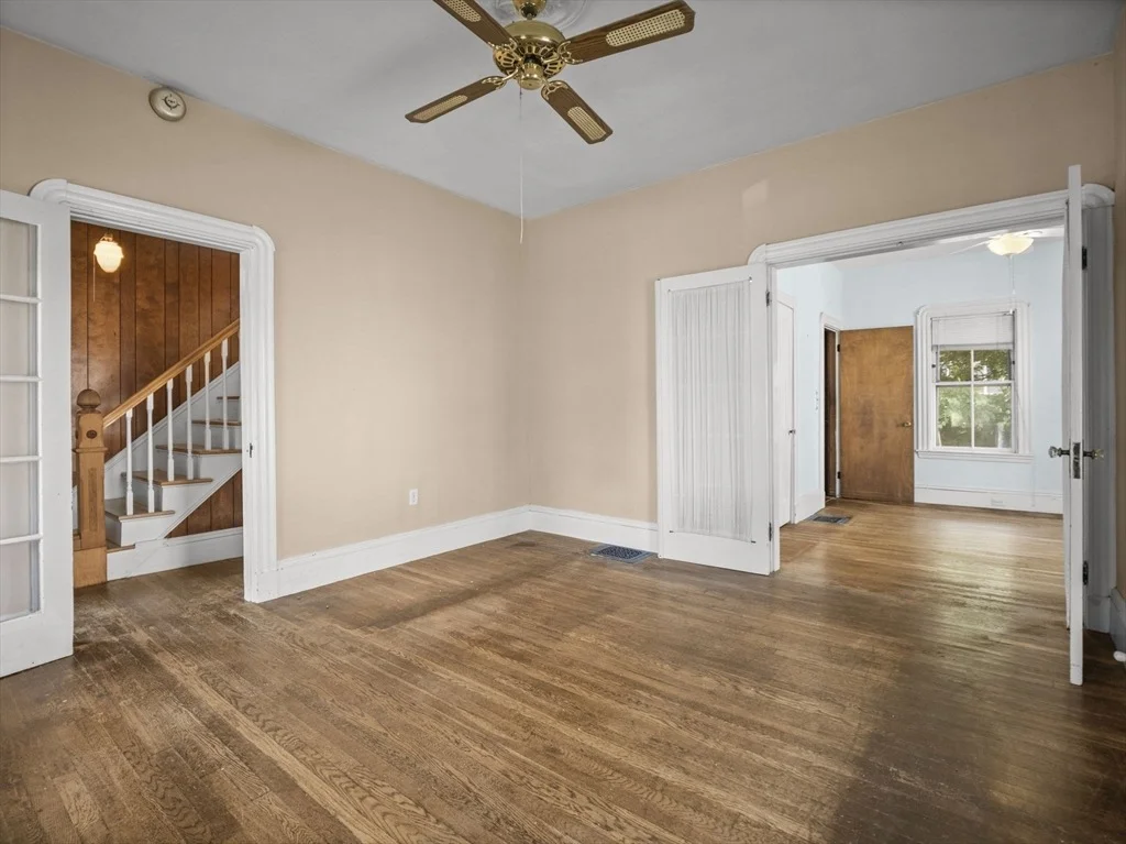 Photo of 27 Alpine St