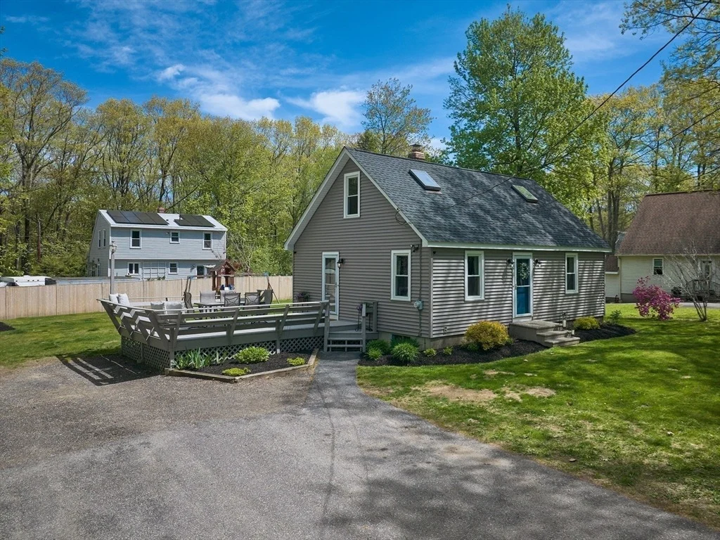 Photo of 6 Maple Lane