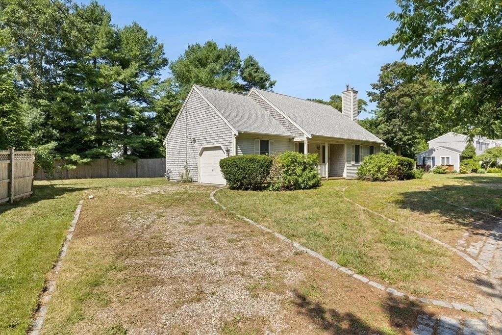 Photo of 137 Wianno Circle