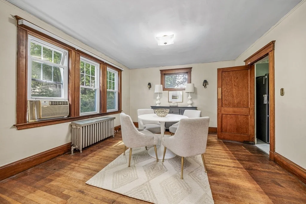 Photo of 22 Linscott Rd
