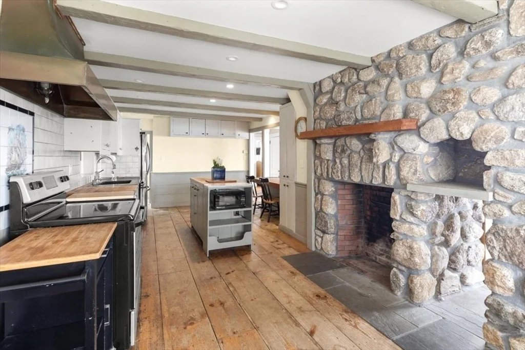 Photo of 39 Standish Rd