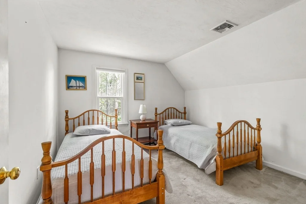 Photo of 52 Highland Crossing Rd