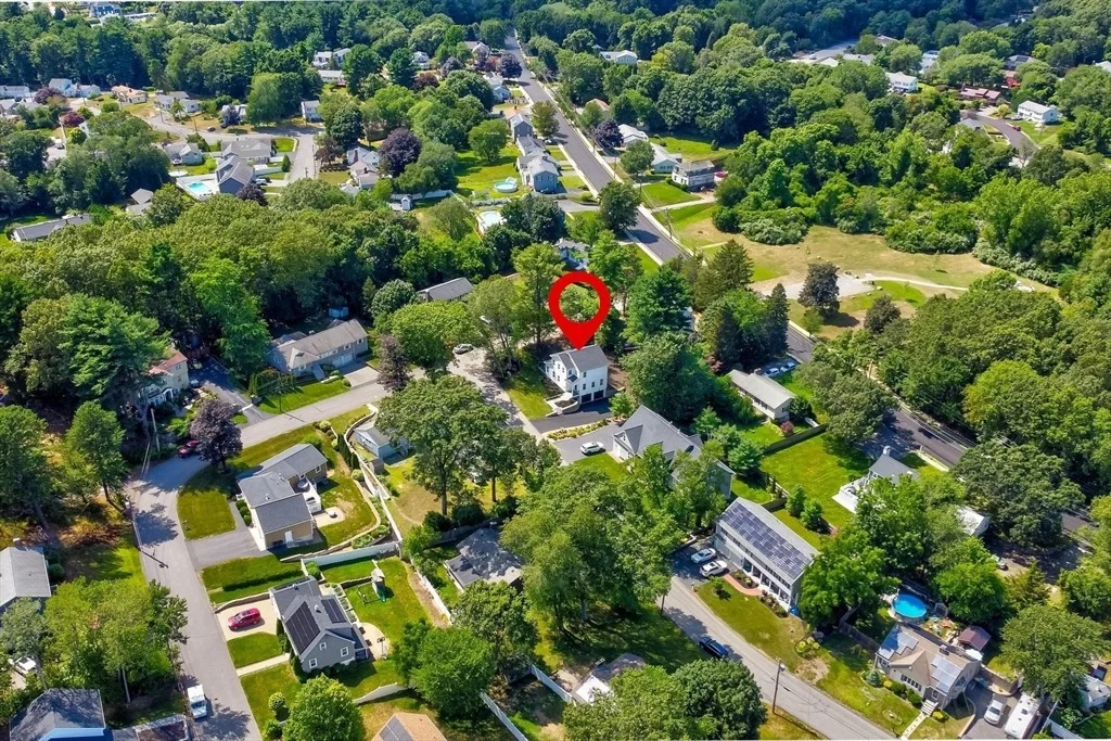 Photo of 2 Pheasant Lane