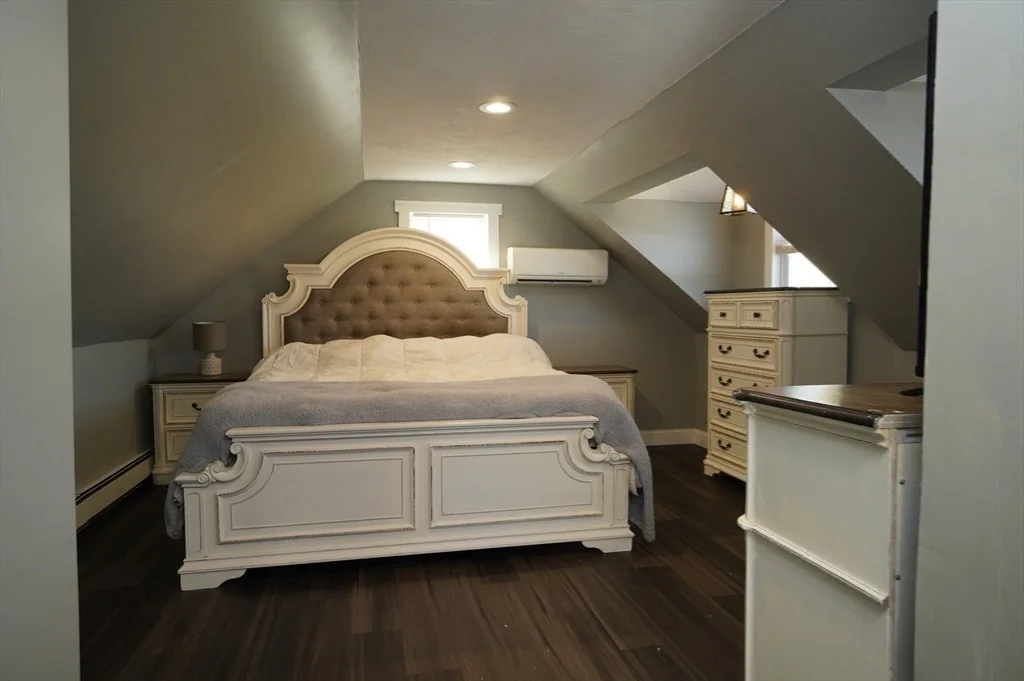 Photo of 25 Cook St