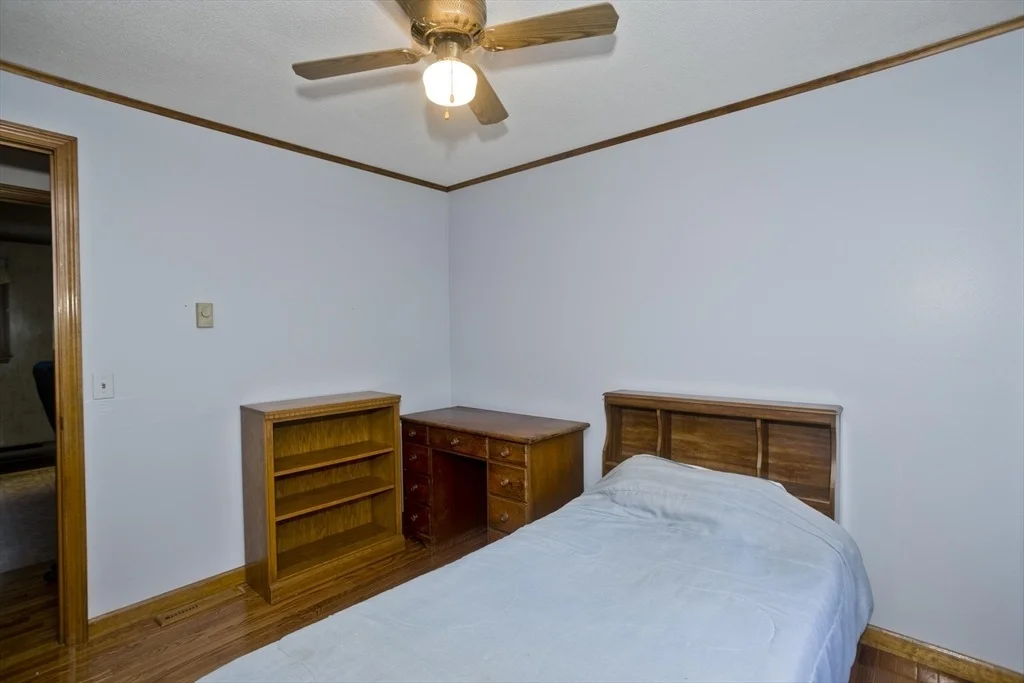 Photo of 597 Amherst Rd