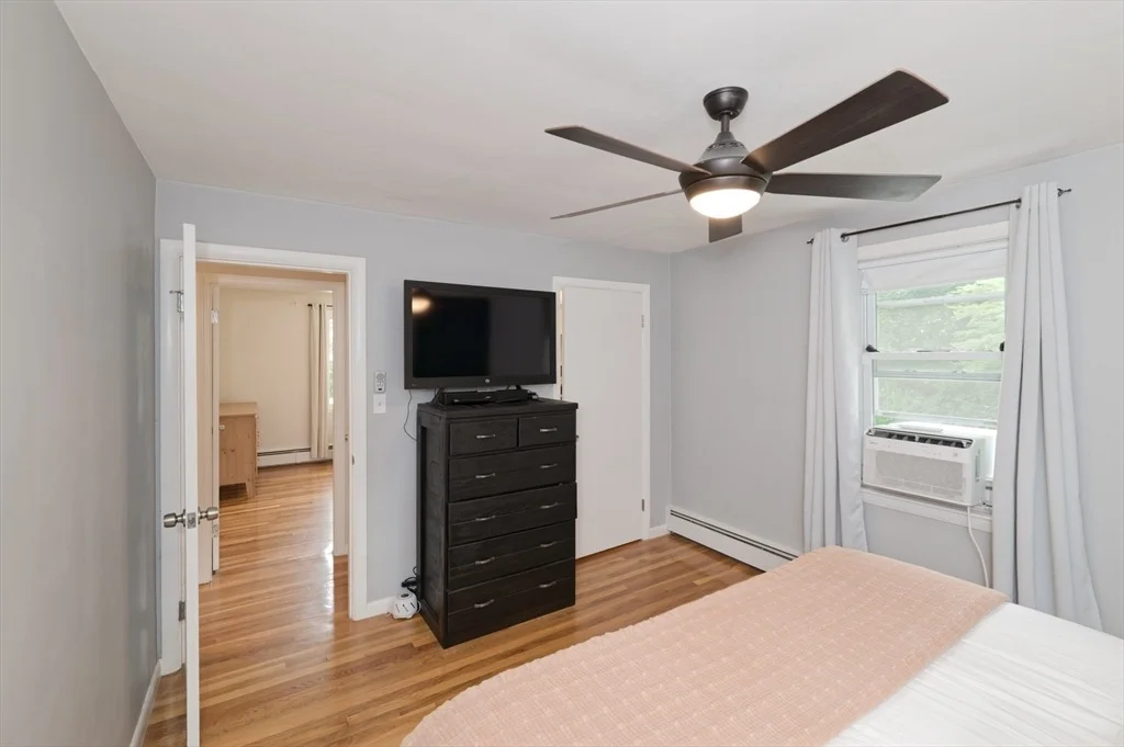 Photo of 117 Longmeadow Ave