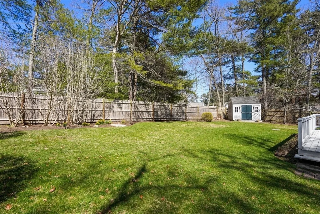 Photo of 492 Delano Rd