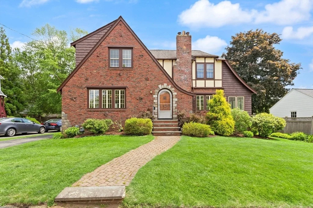 Photo of 9 Mayfield Rd
