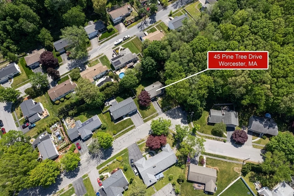 Photo of 45 Pine Tree Dr