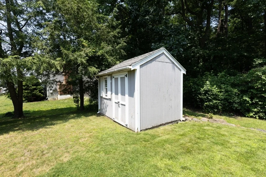 Photo of 27 Hayes Ave