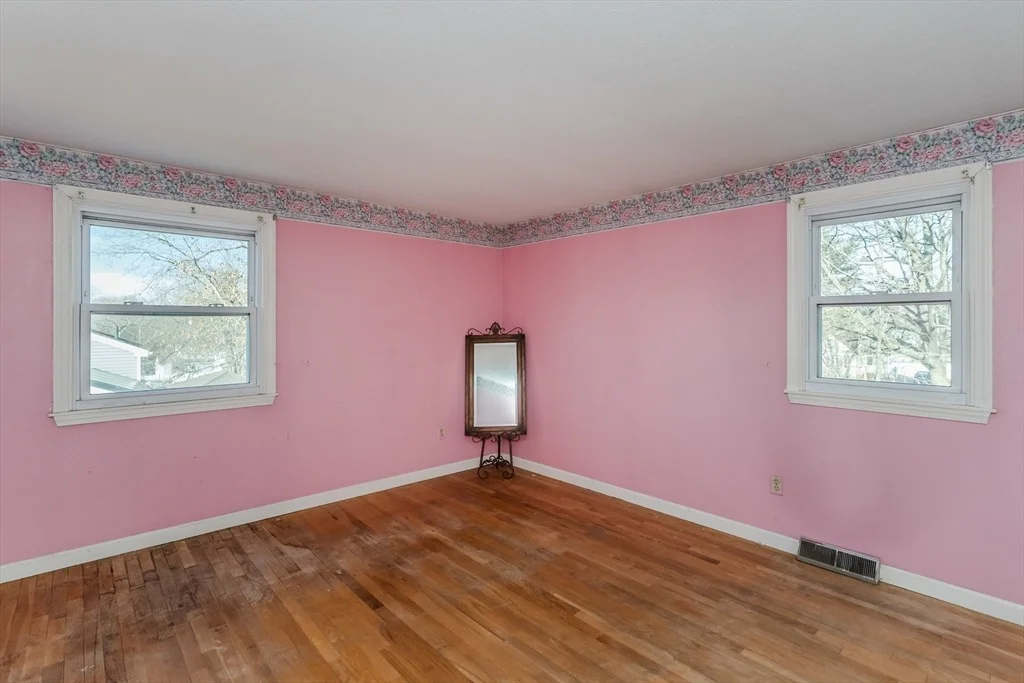 Photo of 50 Drumlin Road