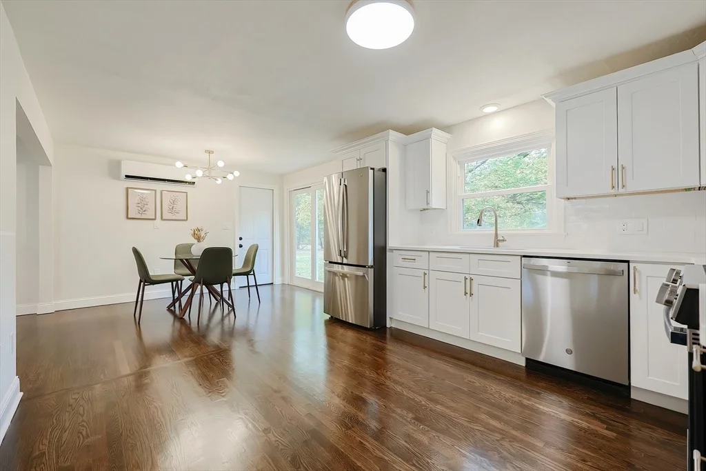 Photo of 8 Ridge Dr
