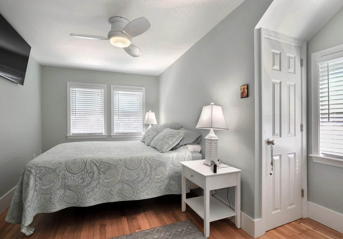 Photo of 9 G St