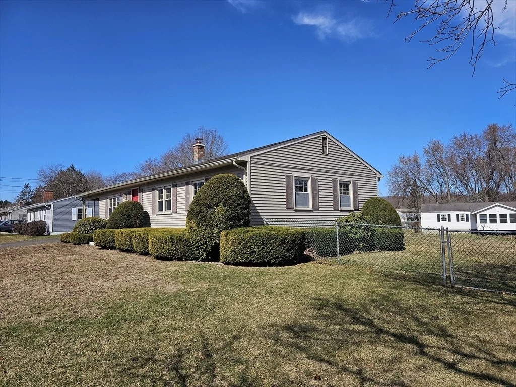 Photo of 9 Upland Rd