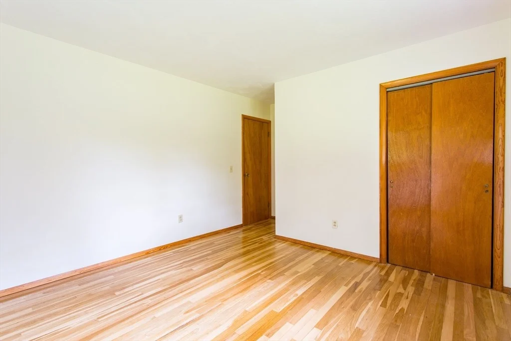 Photo of 1102 East Rd