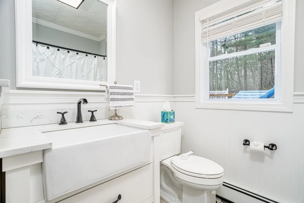 Photo of 12 Cole Farm Rd