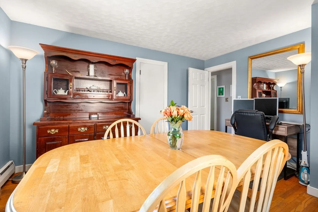 Photo of 14 Davis Rd