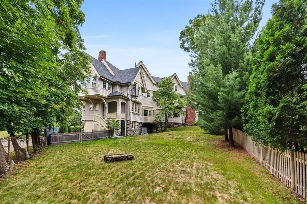 Photo of 476 Heath Street