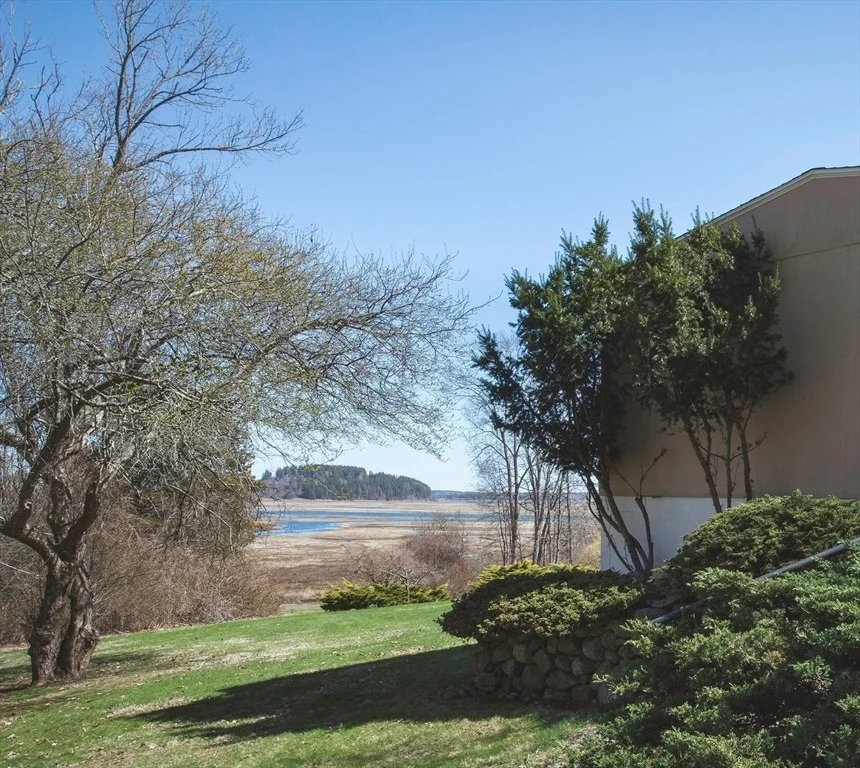Photo of 235 Argilla Rd