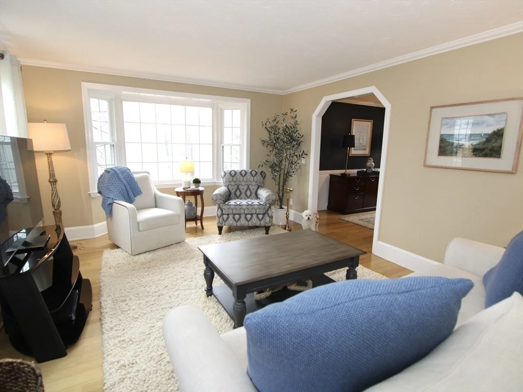 Photo of 16 Sycamore Dr