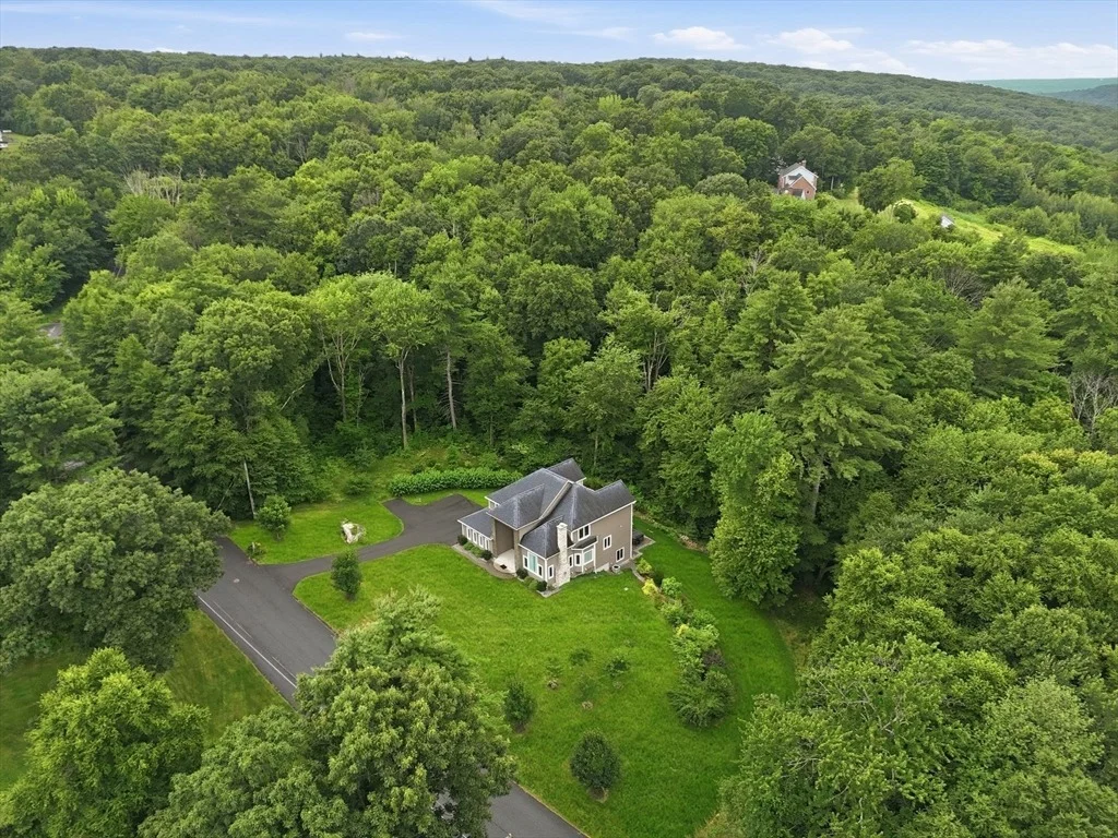 Photo of 270 Barton Ave