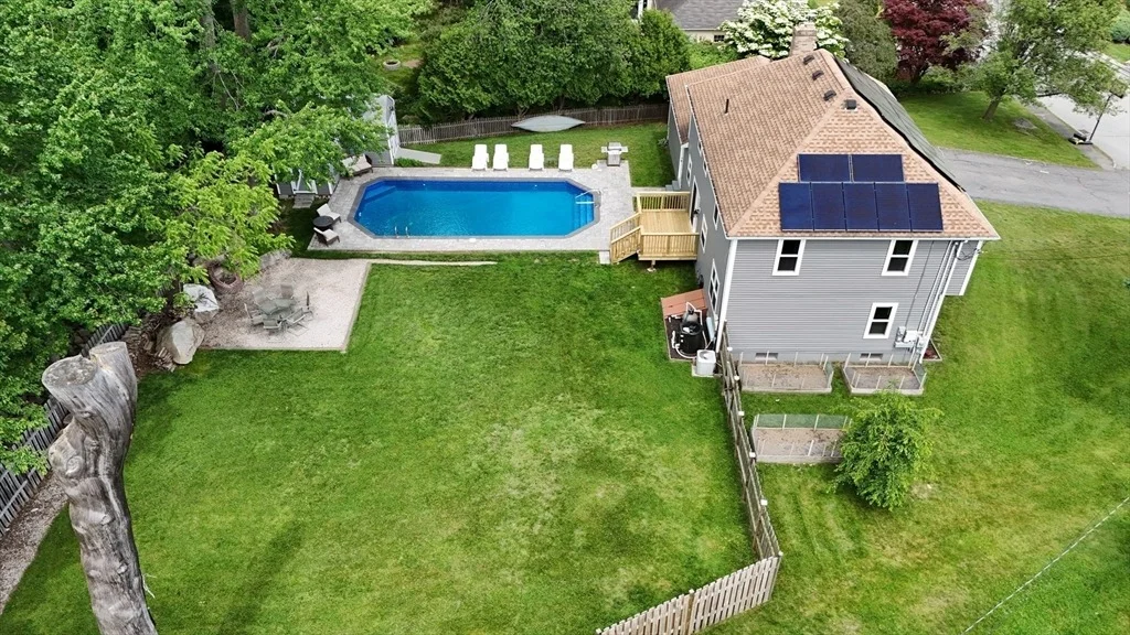 Photo of 24 Lantern Ln