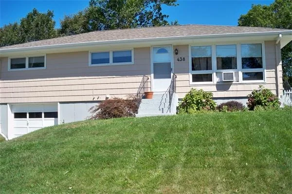 Photo of 438 Kaufman Rd