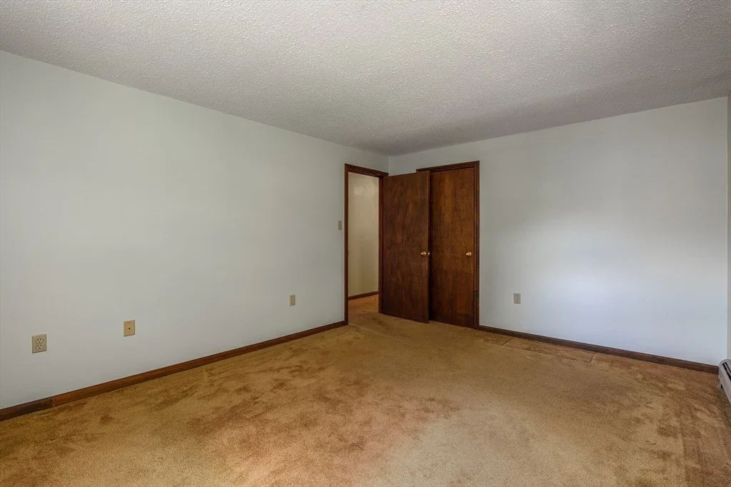 Photo of 131 Bridle Path Ln
