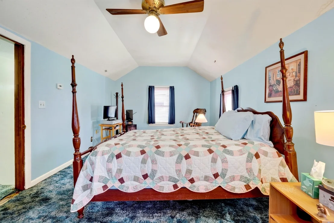 Photo of 79 Maple Street