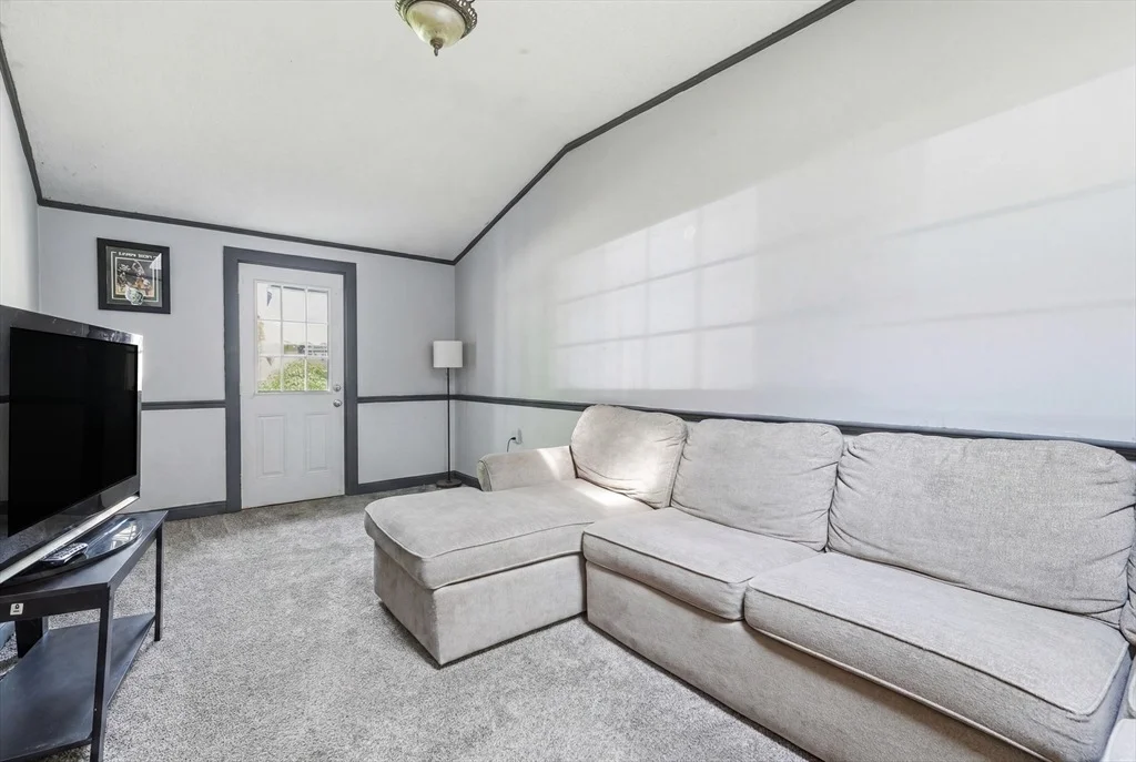 Photo of 74 Johnson St