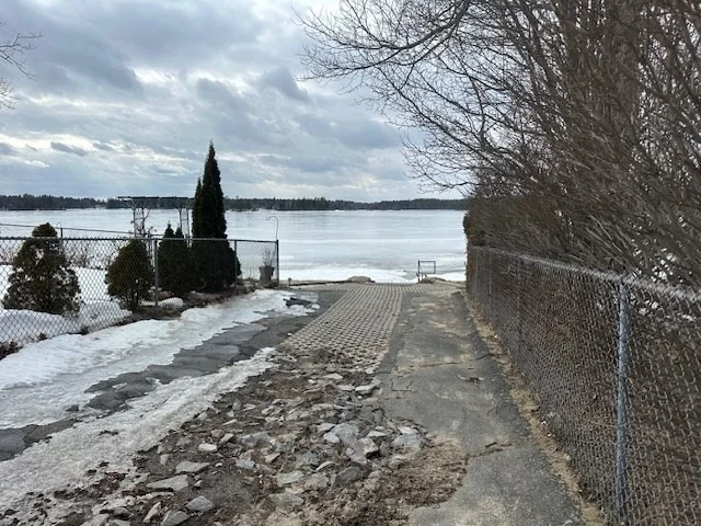 Photo of 10 Pine Ave
