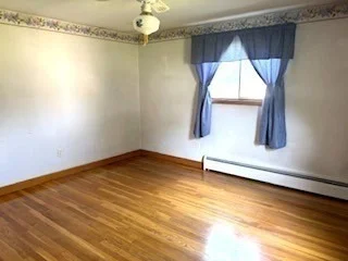 Photo of 14 Squire Ln