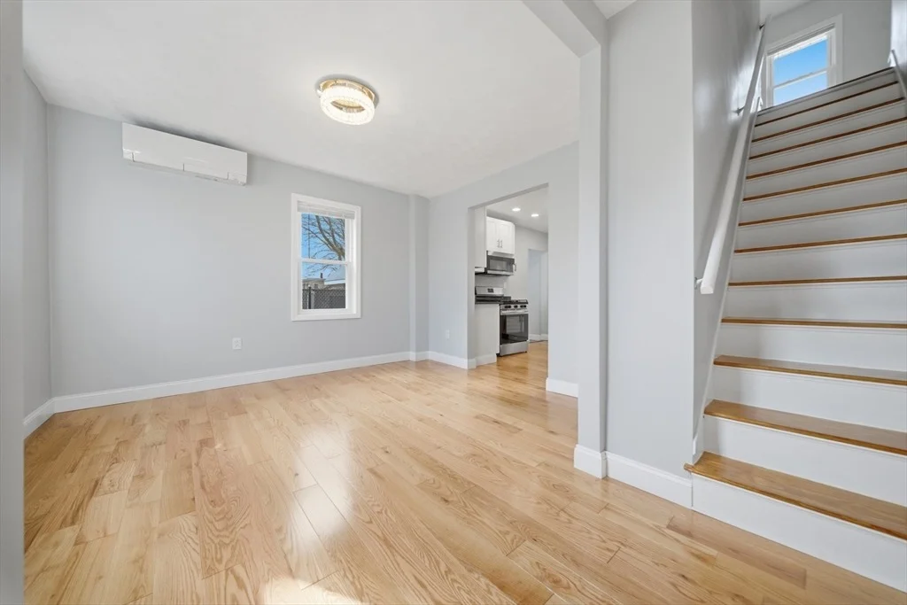Photo of 7 Pine St
