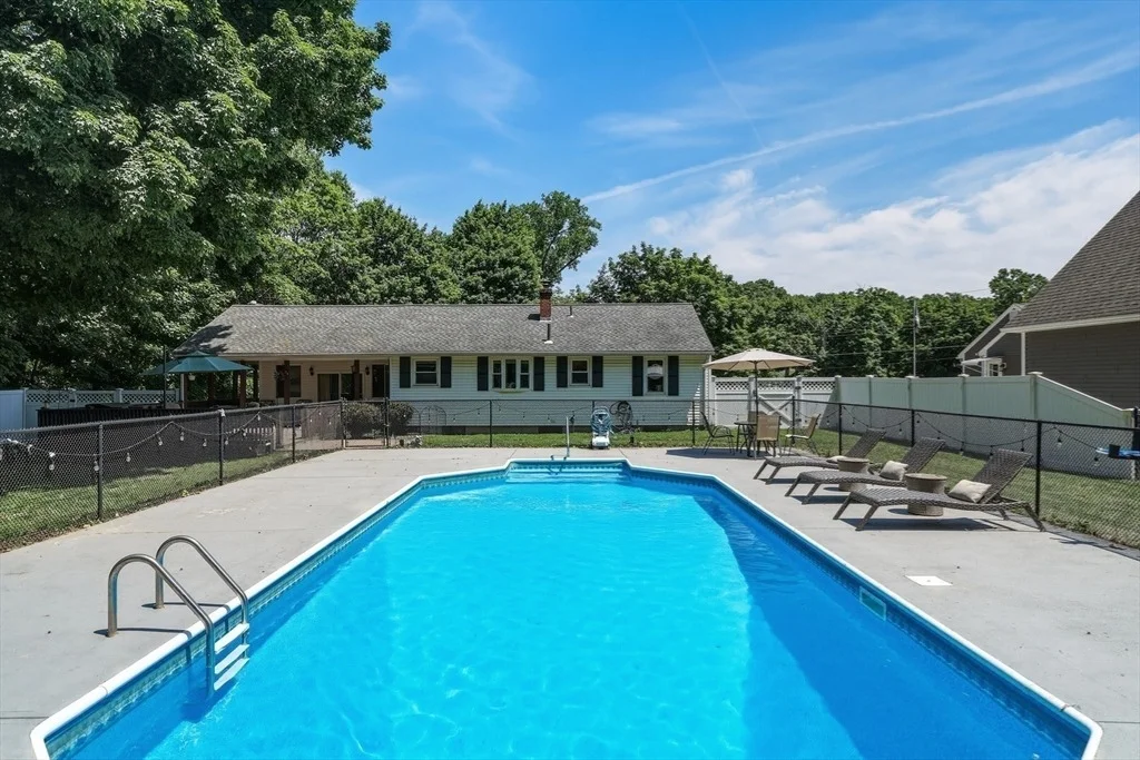Photo of 75 Clematis Rd