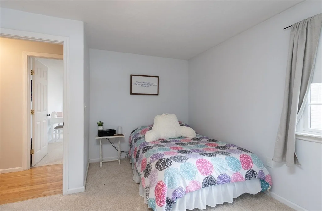 Photo of 4 Briarcliff Ln