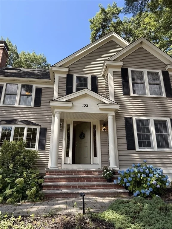 Photo of 132 Central St