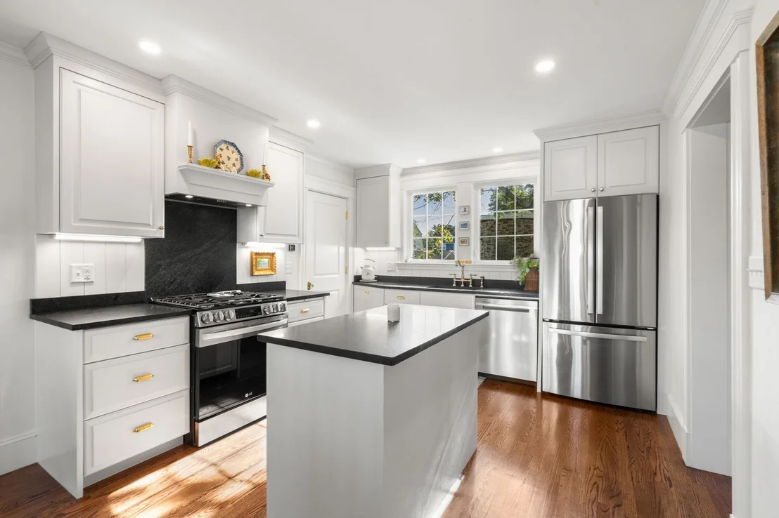 Photo of 37 Arborway Dr