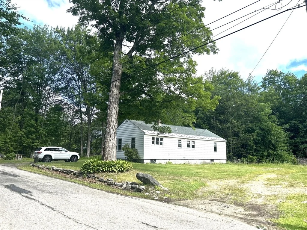 Photo of 61 Carruth Rd