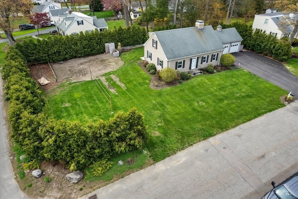 Photo of 8 Hillside Rd