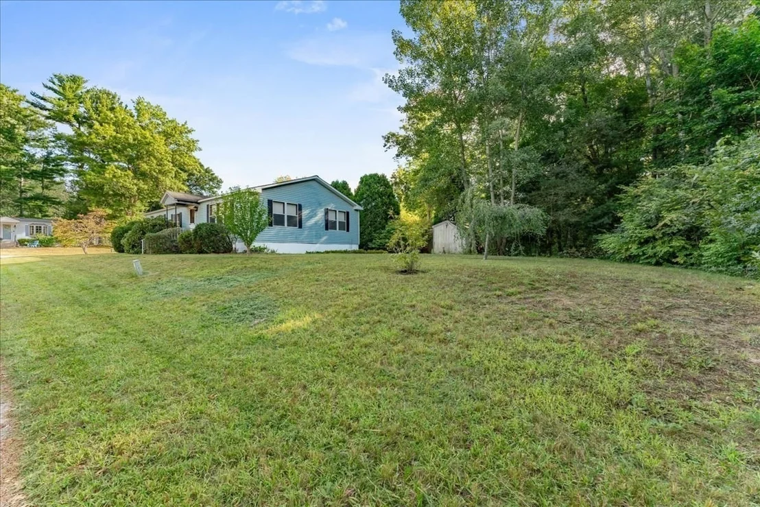 Photo of 36 Silver Birch Ln
