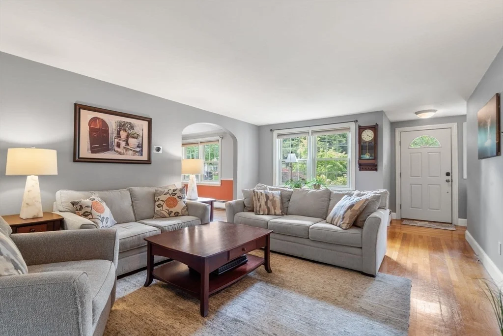 Photo of 15 Juniper Rd