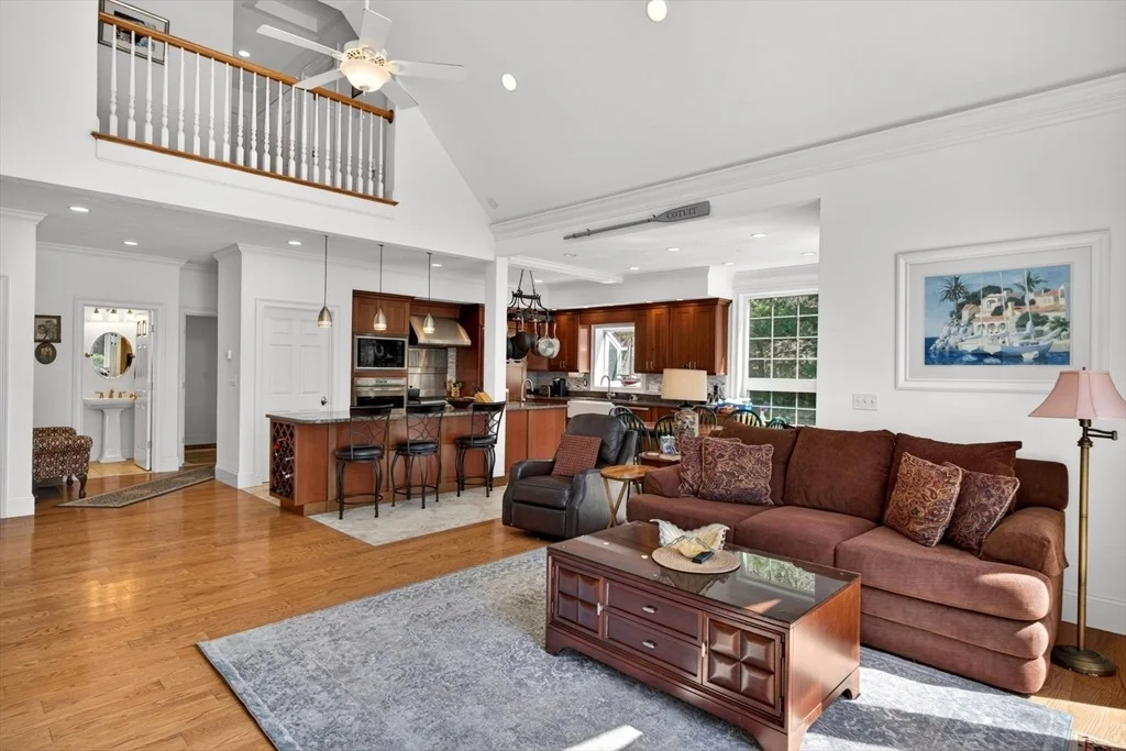 Photo of 359 Santuit Road