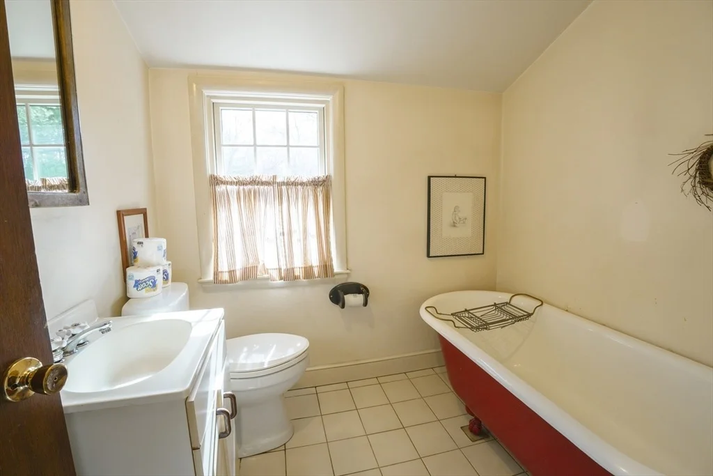 Photo of 12 Oak Tree Lane