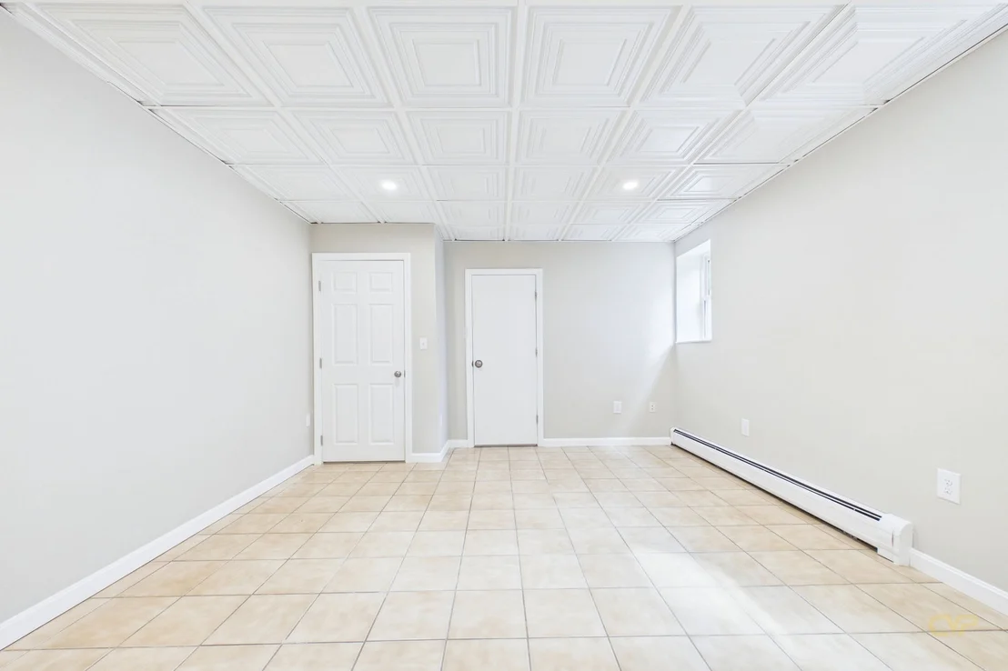 Photo of 102 Vestal St