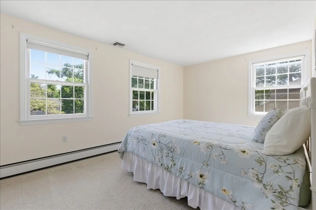 Photo of 27 Kennel Hill Dr