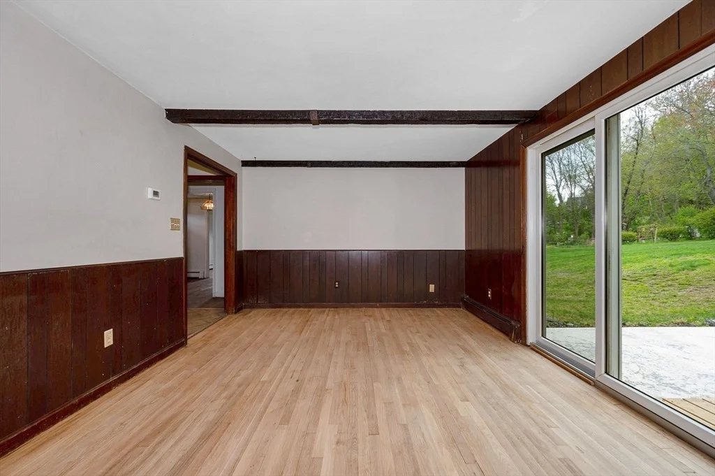 Photo of 104 Meadowview Road